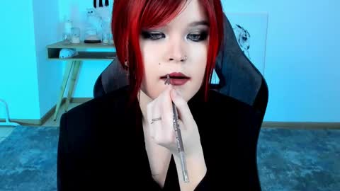 Snapshot of elainebeness chatting on March 2, 2025, 7:23 pm Your sweet girl online show from March 2, 2025, 7:23 pm