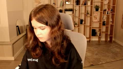 Snapshot of elainebeness chatting on September 17, 2025, 7:37 pm Your sweet girl online show from September 17, 2025, 7:37 pm