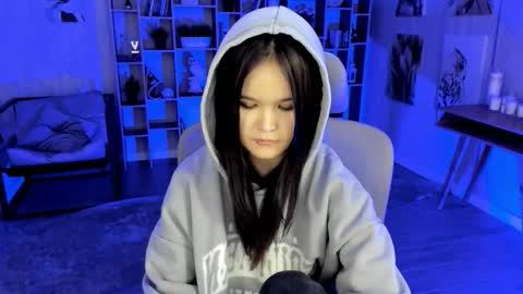 Snapshot of elainebeness chatting on October 21, 2025, 7:36 pm Your sweet girl online show from October 21, 2025, 7:36 pm