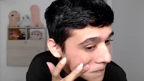 elandor online show from December 22, 2025, 9:39 am