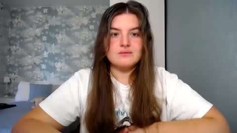 Snapshot of elanis_blair chatting on March 28, 2026, 1:43 pm Elanis online show from March 28, 2026, 1:43 pm