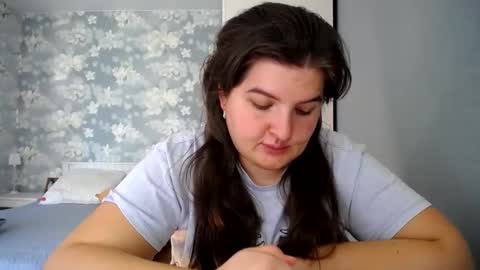 Snapshot of elanis_blair chatting on April 20, 2026, 10:40 am Elanis online show from April 20, 2026, 10:40 am