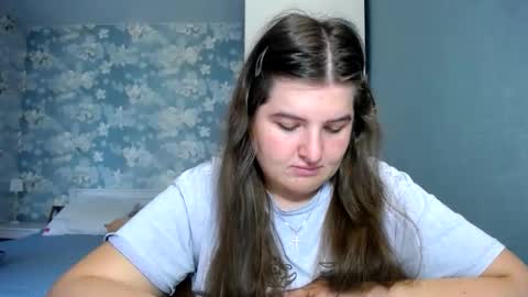 Snapshot of elanis_blair chatting on April 23, 2026, 1:24 pm Elanis online show from April 23, 2026, 1:24 pm