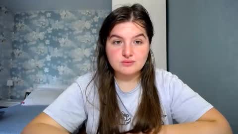 Snapshot of elanis_blair chatting on April 25, 2026, 9:23 am Elanis online show from April 25, 2026, 9:23 am