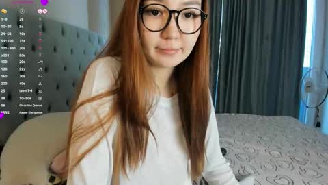 Snapshot of elarahaze chatting on September 11, 2025, 5:51 am Elara online show from September 11, 2025, 5:51 am