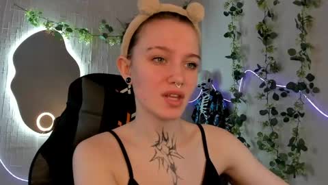 Snapshot of elastikiss chatting on May 8, 2026, 8:52 am elastikiss online show from May 8, 2026, 8:52 am