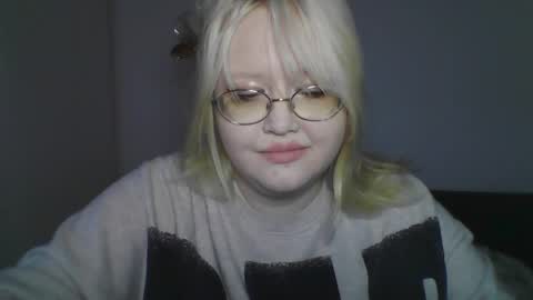 Snapshot of elayne_sweet chatting on May 9, 2026, 6:07 am elayne_sweet online show from May 9, 2026, 6:07 am
