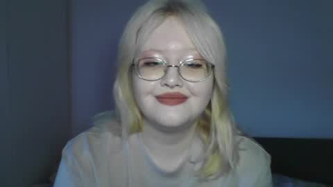 Snapshot of elayne_sweet chatting on May 12, 2026, 6:10 am elayne_sweet online show from May 12, 2026, 6:10 am