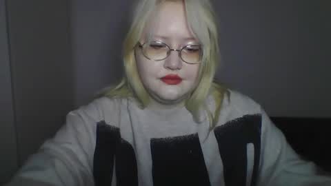 Snapshot of elayne_sweet chatting on May 16, 2026, 6:10 am elayne_sweet online show from May 16, 2026, 6:10 am