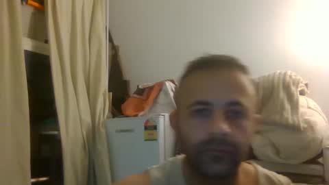 daniel18cmx online show from November 5, 2025, 9:53 am