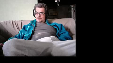 Snapshot of eldonan chatting on February 3, 2025, 2:34 pm Nando online show from February 3, 2025, 2:34 pm