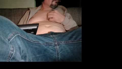 Snapshot of eldonan chatting on December 4, 2025, 6:27 pm Nando online show from December 4, 2025, 6:27 pm