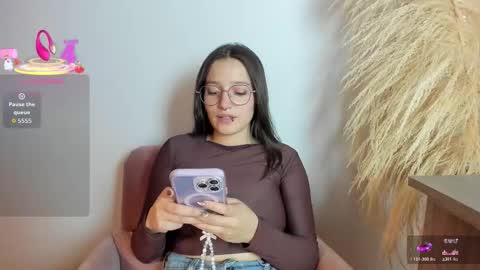 Elecktra online show from March 7, 2026, 7:33 pm