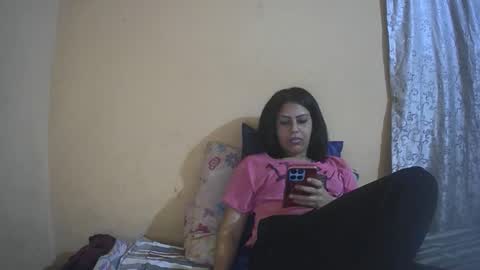 Snapshot of electra137 chatting on October 6, 2025, 4:48 pm Isabella online show from October 6, 2025, 4:48 pm