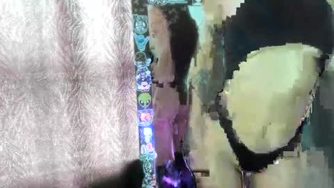 Snapshot of electradevis2 chatting on March 10, 2026, 5:07 pm Electradevis2 online show from March 10, 2026, 5:07 pm