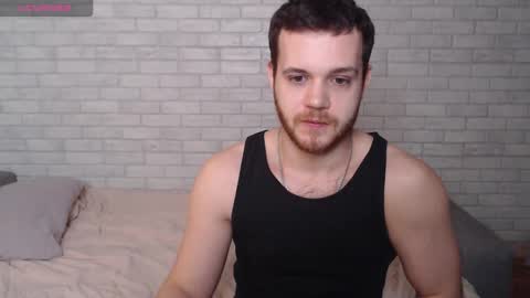 Snapshot of electric_smile chatting on February 1, 2026, 1:53 pm Alex online show from February 1, 2026, 1:53 pm