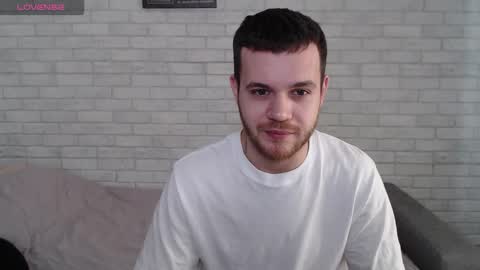 Snapshot of electric_smile chatting on March 21, 2026, 7:57 am Alex online show from March 21, 2026, 7:57 am