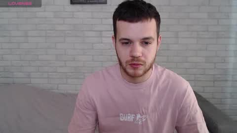 Snapshot of electric_smile chatting on March 22, 2026, 7:34 am Alex online show from March 22, 2026, 7:34 am