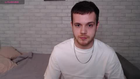 Snapshot of electric_smile chatting on March 28, 2026, 4:06 pm Alex online show from March 28, 2026, 4:06 pm