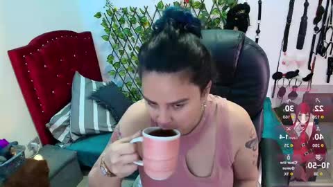 elektra online show from October 31, 2025, 12:17 pm