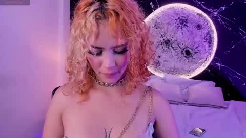 Snapshot of elena_rosse chatting on March 3, 2025, 2:15 am Elena online show from March 3, 2025, 2:15 am