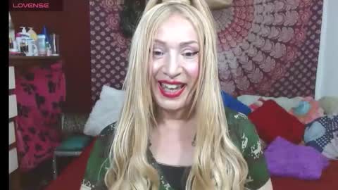 Snapshot of elenaevans2 chatting on February 25, 2026, 7:01 pm elenaevans2 online show from February 25, 2026, 7:01 pm