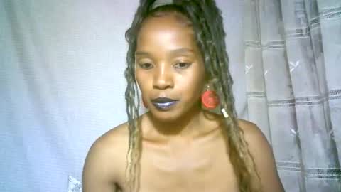 elenah013 online show from January 14, 2025, 7:38 am