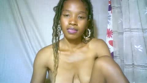 elenah013 online show from February 14, 2025, 11:53 am