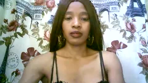 elenah013 online show from November 24, 2025, 7:41 am