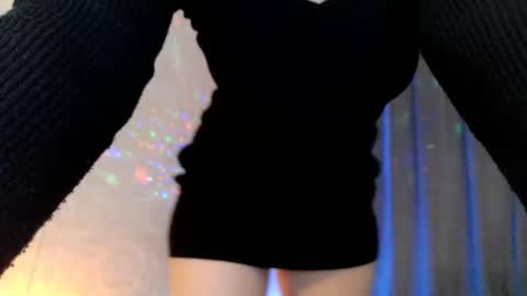 elenaza online show from December 31, 2024, 4:04 pm