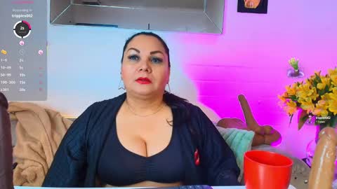 elenna_boobs_ online show from October 3, 2025, 6:21 am