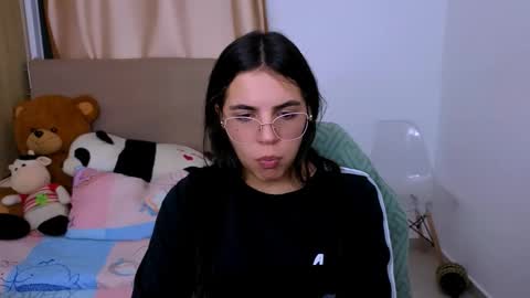 agnes online show from December 16, 2025, 5:51 pm