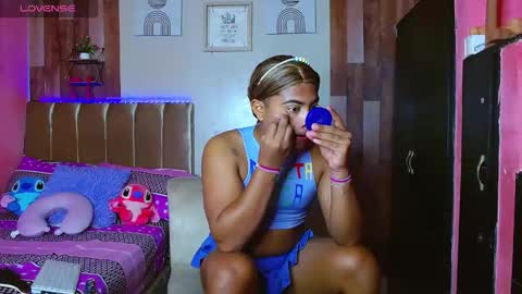 Snapshot of eletrabrowns chatting on February 13, 2026, 5:14 am eletrabrowns online show from February 13, 2026, 5:14 am