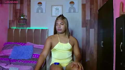 Snapshot of eletrabrowns chatting on February 20, 2026, 2:39 pm eletrabrowns online show from February 20, 2026, 2:39 pm