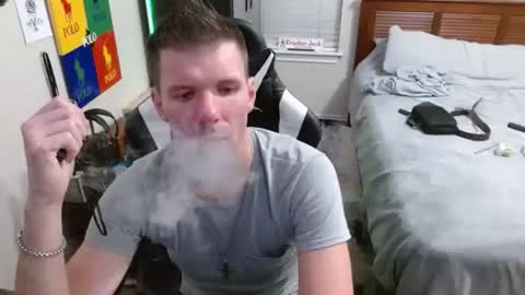 Snapshot of elevatetlb chatting on November 6, 2025, 4:02 am Walker online show from November 6, 2025, 4:02 am