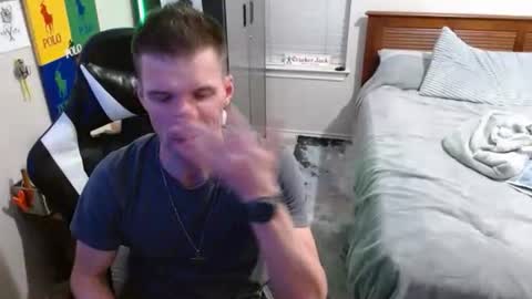 Snapshot of elevatetlb chatting on February 17, 2026, 7:38 am Walker online show from February 17, 2026, 7:38 am