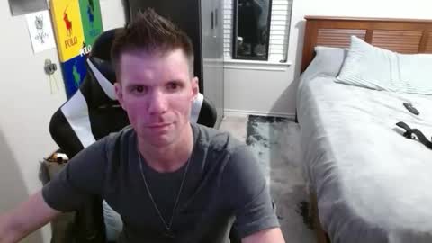 Snapshot of elevatetlb chatting on March 13, 2026, 10:55 am Walker online show from March 13, 2026, 10:55 am