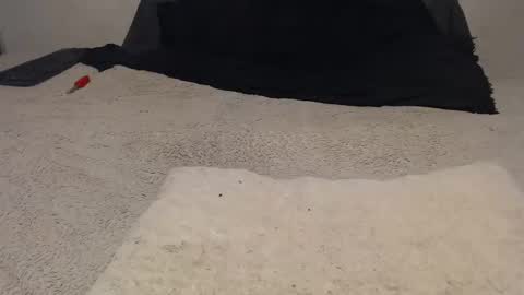 elgsslt online show from November 25, 2025, 1:49 am