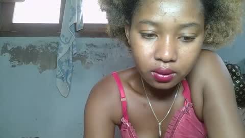 elia011 online show from January 30, 2025, 8:54 am