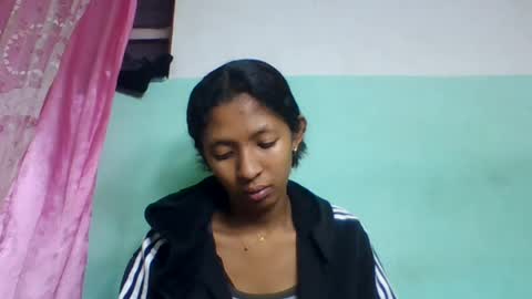 eliah193653 online show from July 15, 2026, 7:57 am