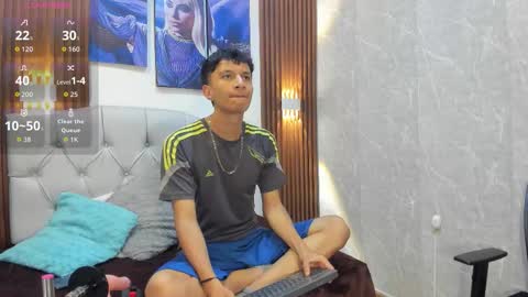 Elian Julian online show from November 15, 2025, 11:54 pm