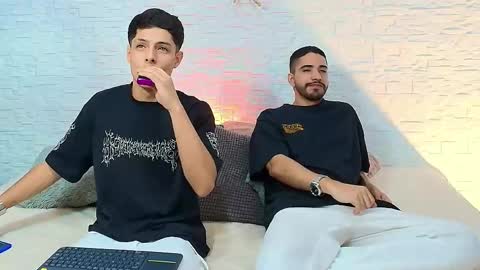 elias_salvatore_ online show from May 15, 2026, 6:15 pm