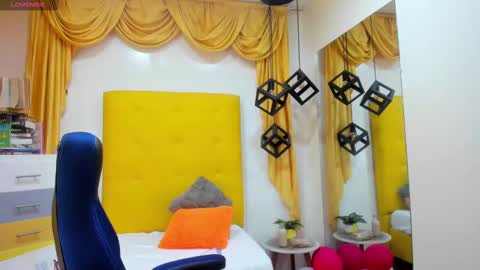 E L I A S online show from March 2, 2025, 3:34 am