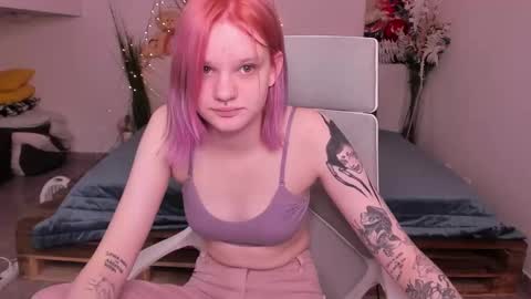 elieiza_xo online show from February 1, 2026, 9:30 am