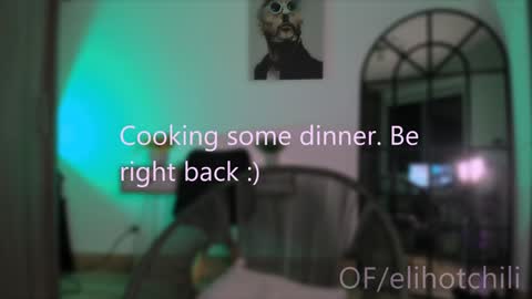 Snapshot of elihotchili chatting on January 15, 2025, 1:34 am Eli online show from January 15, 2025, 1:34 am