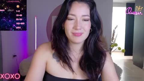 eliiih_ online show from May 21, 2026, 3:41 pm