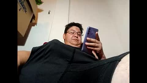 Snapshot of elimposstor chatting on December 23, 2024, 10:01 pm elimposstor online show from December 23, 2024, 10:01 pm