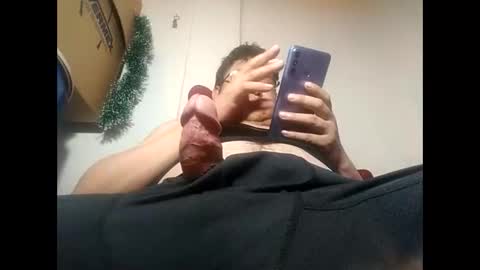 Snapshot of elimposstor chatting on December 29, 2024, 7:06 am elimposstor online show from December 29, 2024, 7:06 am