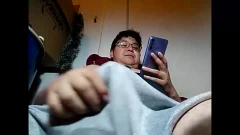 Snapshot of elimposstor chatting on January 12, 2025, 7:31 pm elimposstor online show from January 12, 2025, 7:31 pm