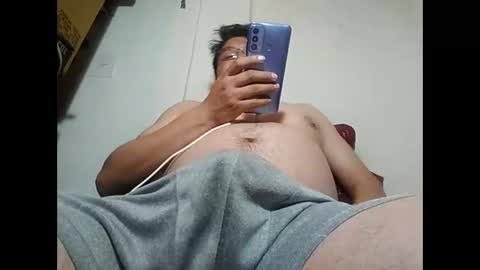 Snapshot of elimposstor chatting on January 20, 2025, 12:04 am elimposstor online show from January 20, 2025, 12:04 am